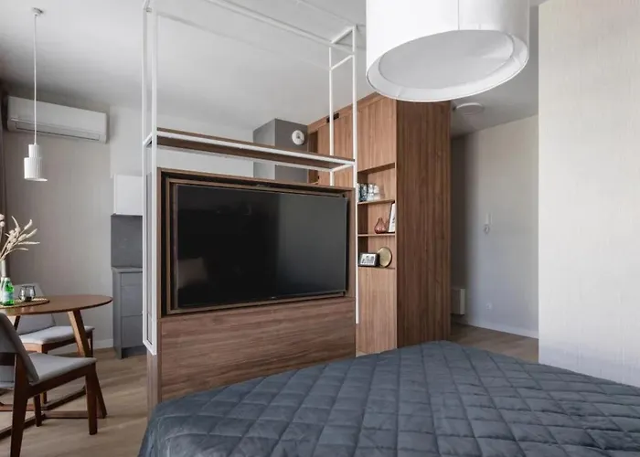 Liberty Square Deluxe דירה *